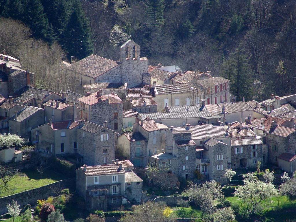 Chateau De La Rode Aumessas Exterior foto